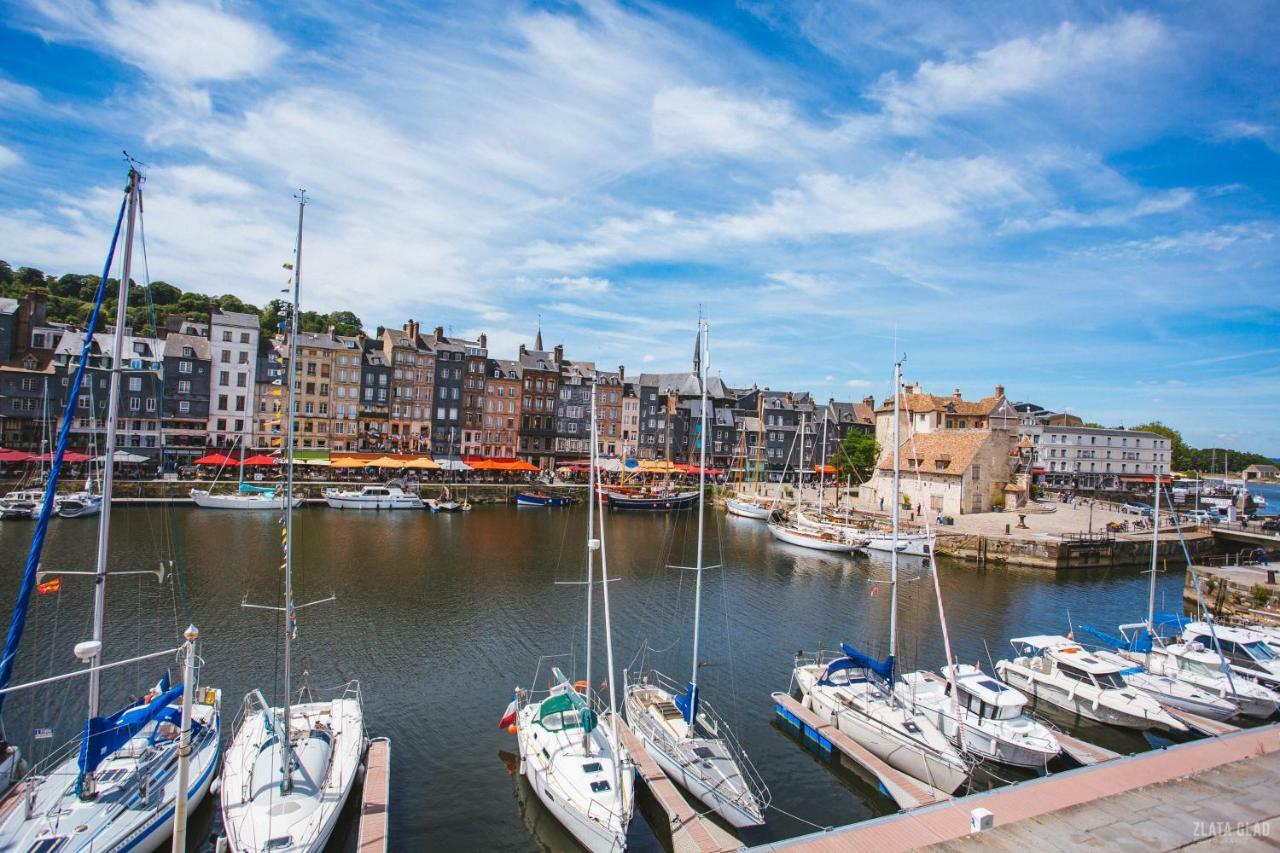 Appartement Vieux Bassin Honfleur Exterior photo